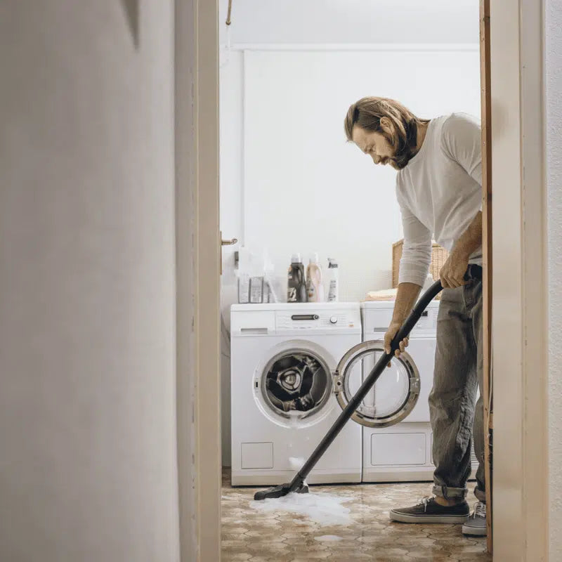 Karcher - WD 5 1100 W Tank 25 Ln Cable 5.0m Suction Hose 2.2 m