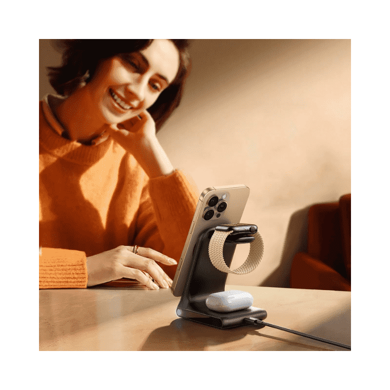 جوي روم
_محطة شحن لاسلكية 3 في 1 بقوة 15 واط، لون أسود، JR-W15