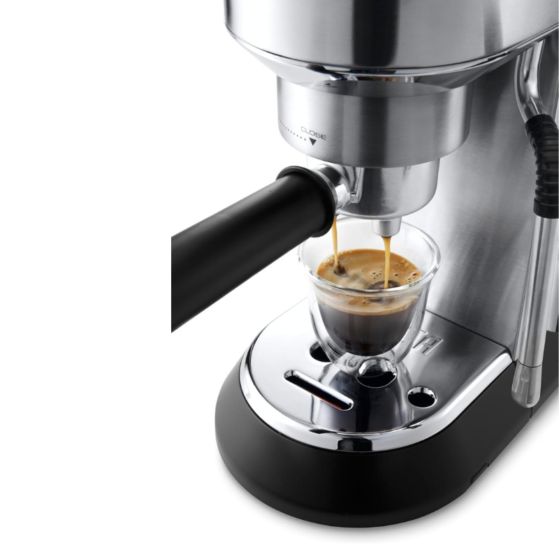 ماكينة القهوة ديلونجي اكسبريسو EC 885.BG