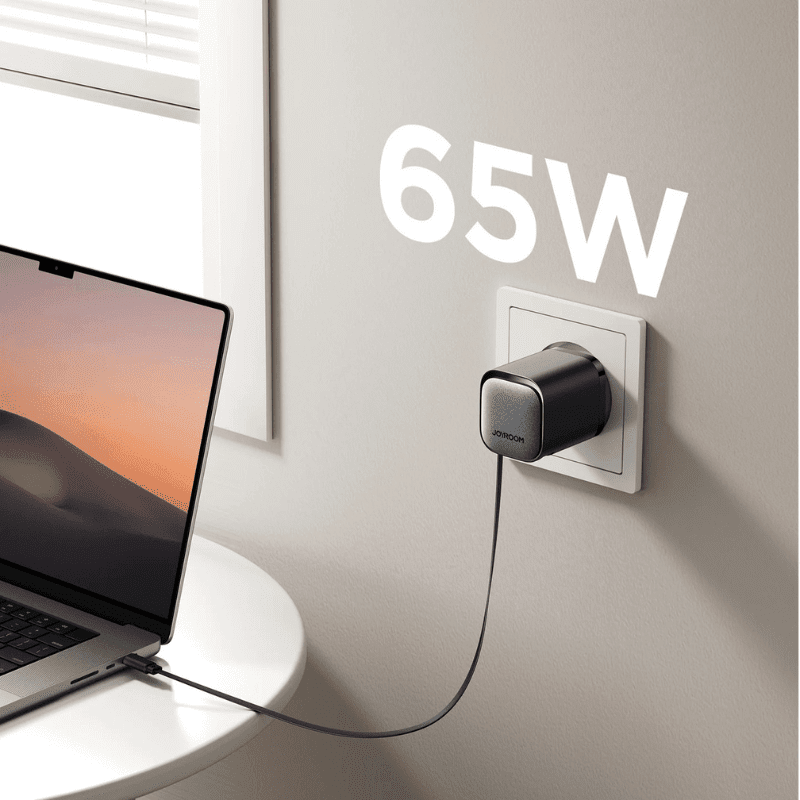 JOYROOM Fast Charger GaN Charger with Built-in Retractable Cable 70cm + USB-A*1 + Type-C*1 65W Black JR-TCL02