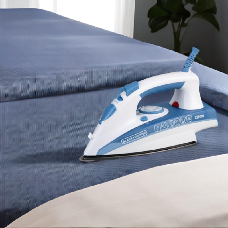 Black &amp; Decker Steam Iron p 2000WX2000