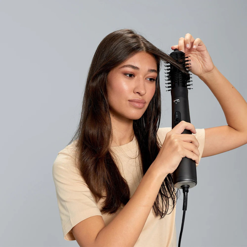 Braun - AIRBRUSH 1000W 2ACC IONIC [BRAS420E]