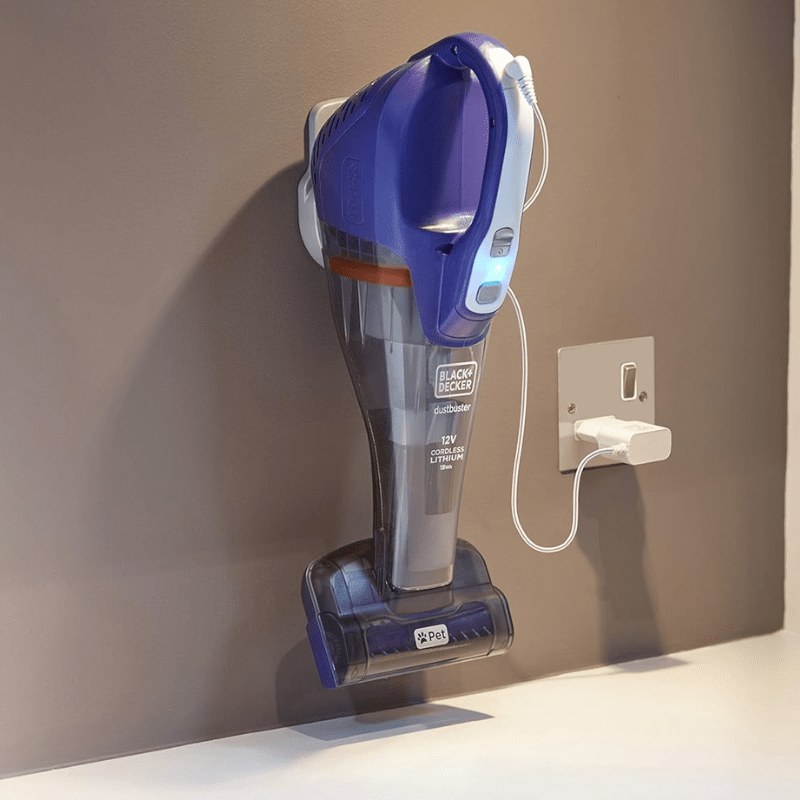 Black + Decker DVB315JP HandheldVacuum Cleaner & Pet Tool